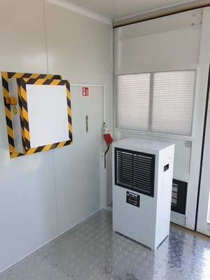 Cabine de pulverização de recipientes móveis flexíveis para manutenção de veículos