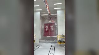 Sistema de revestimento de transportadores para contêineres pesados